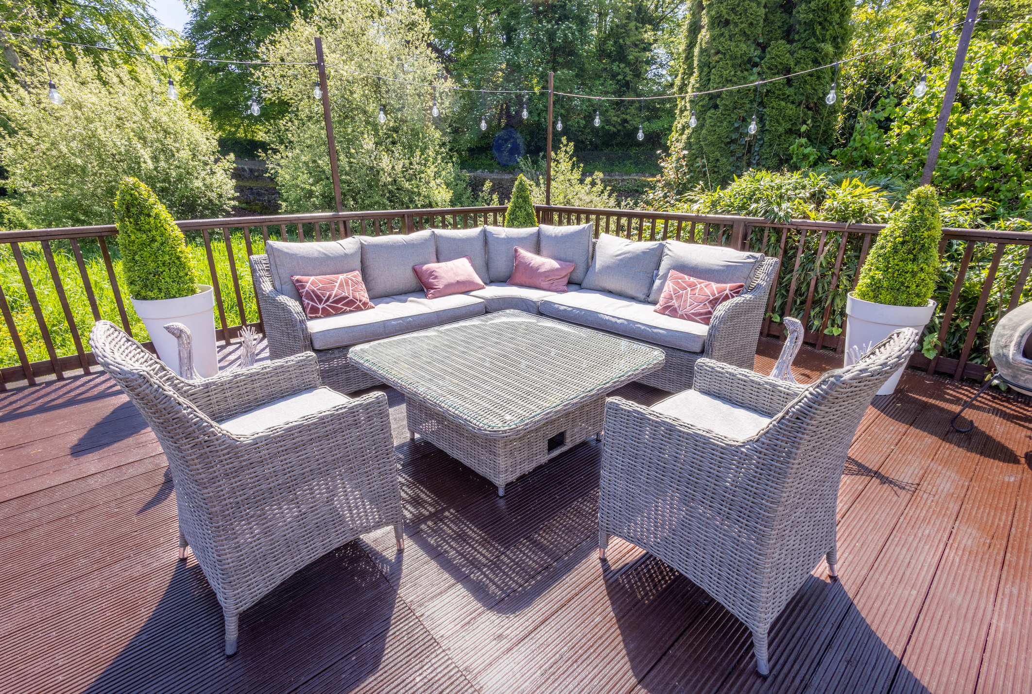 Rattan corner set online with adjustable table