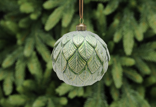 10cm green leaves glass Bauble