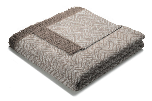 Cotton Rich Throw Chevron taupe