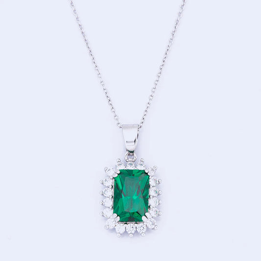 Classic Emerald Pendant