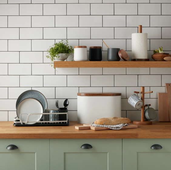 DENBY WHITE BREAD BIN WITH ACACIA LID Cois na hAbhann