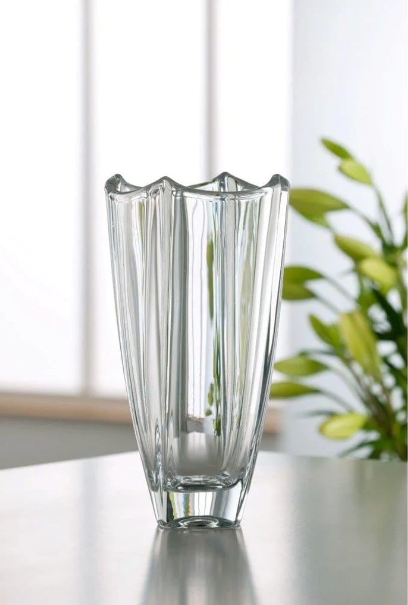 Galway Crystal Dune 10 Square Vase – Cois na hAbhann