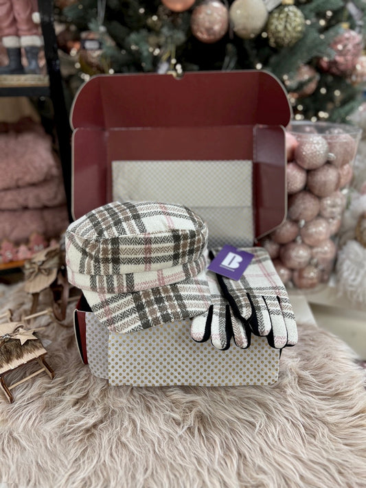 Ladies Dorothy Checked Train Hat & Gloves Gift Set
