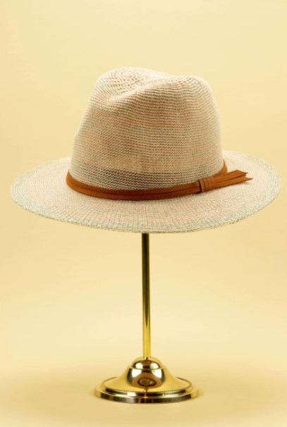 Natalie Hat in Apricot