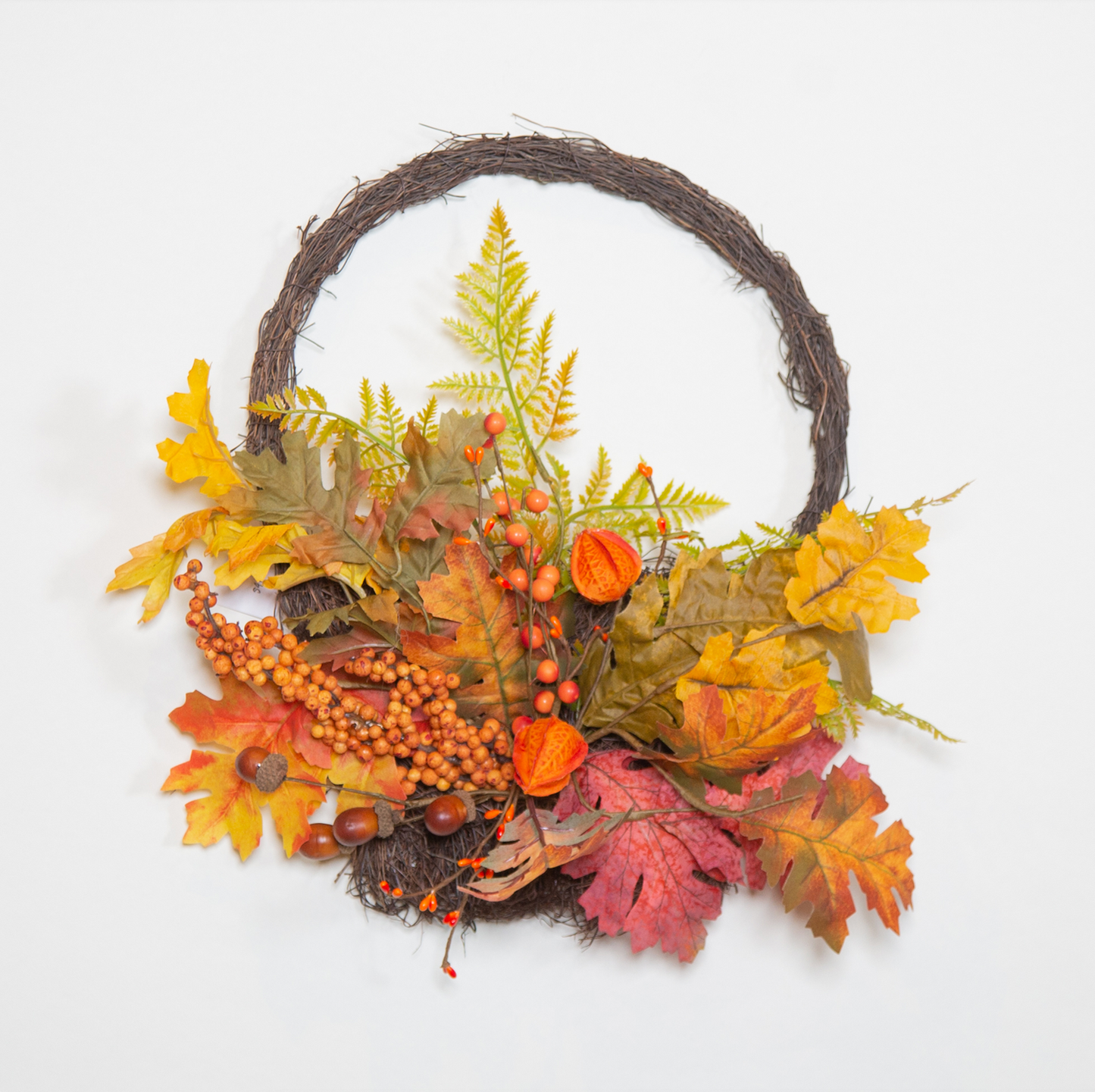 Oak Leaf, Acorns and Lanterns Basket Wreath 40cm
