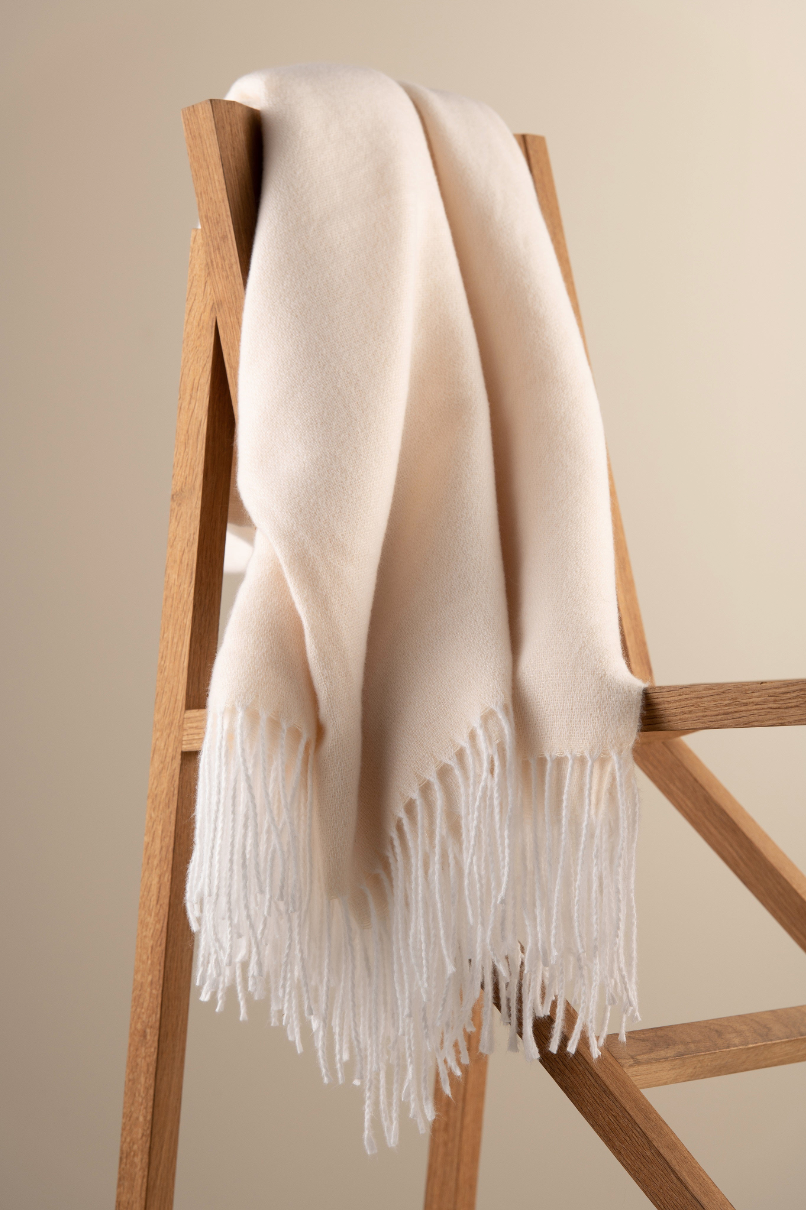 Pearl Throw - Champagne