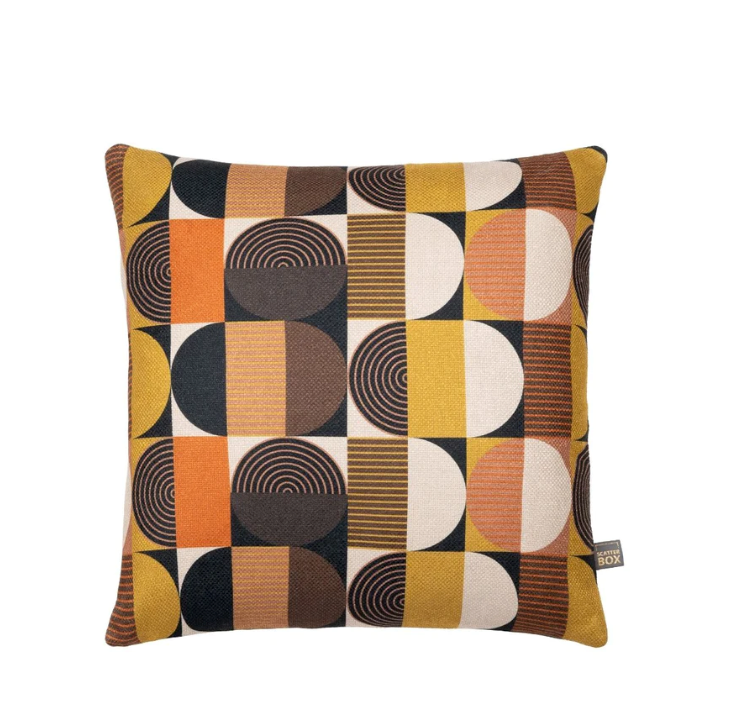SCATTERBOX OTTIS 43X43CM CHOCOLATE – Cois na hAbhann