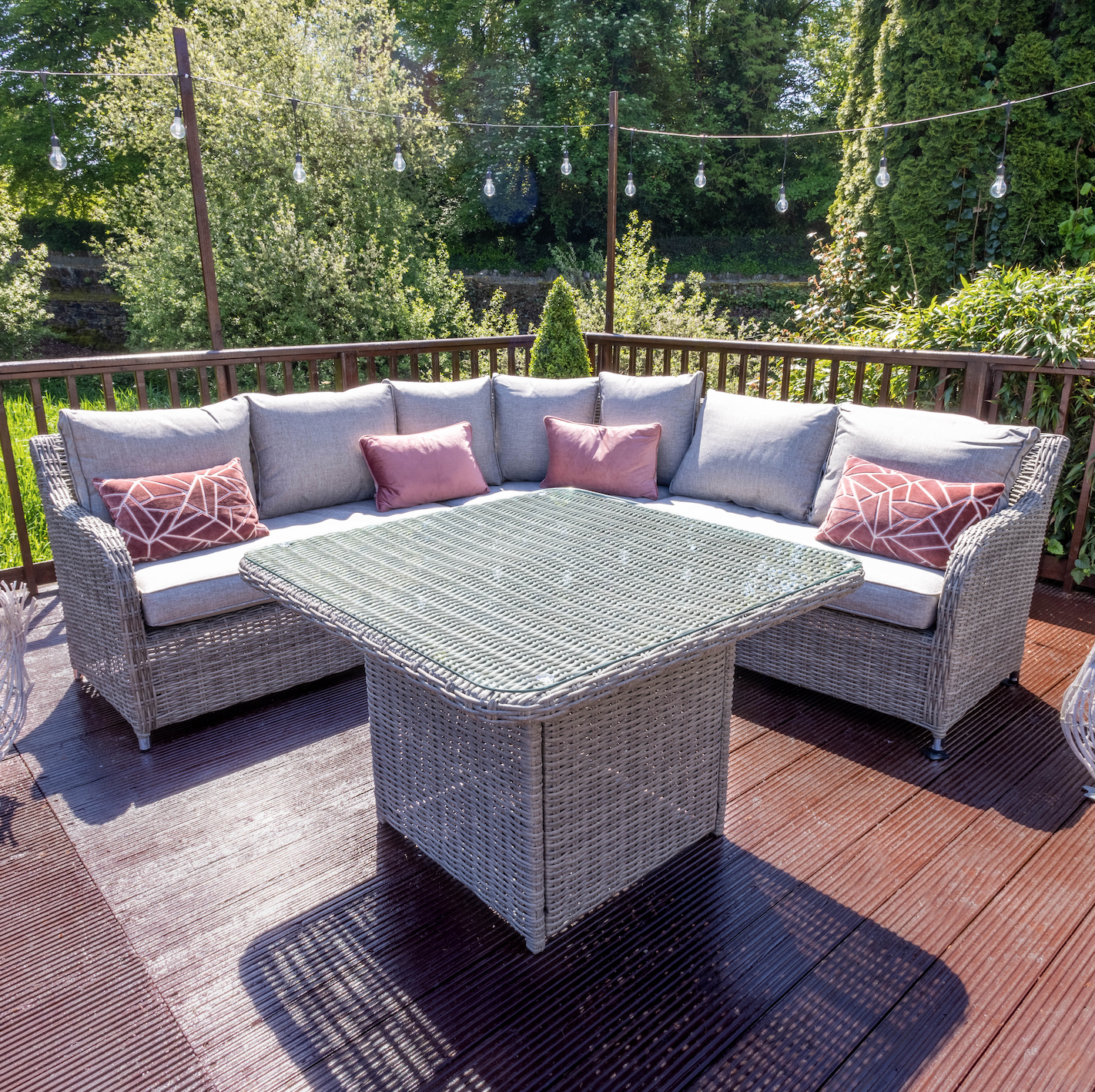 Somerset Rattan Casual Dining Sets with Stools Cois na hAbhann