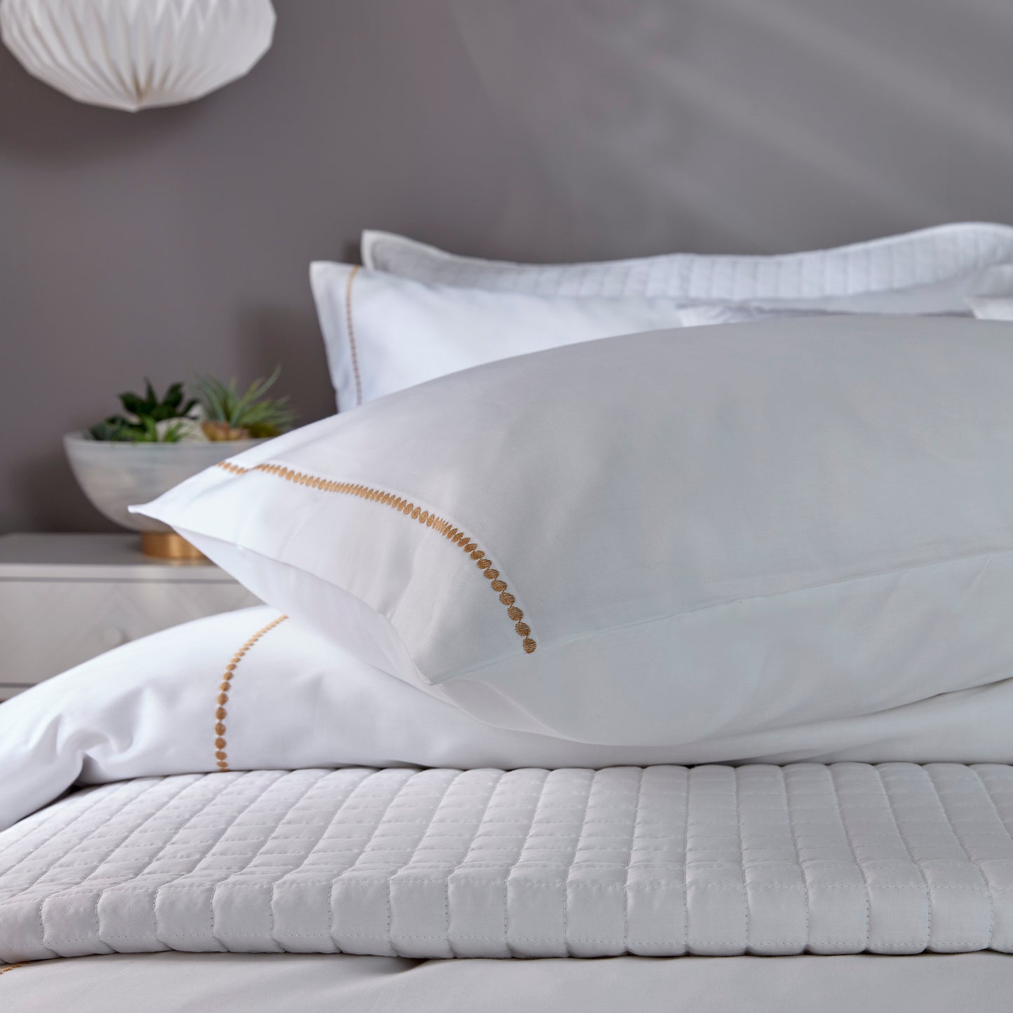 Christy Appleby Duvet Set Gold